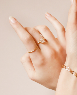 Jewelry Shop Hotspot About 3